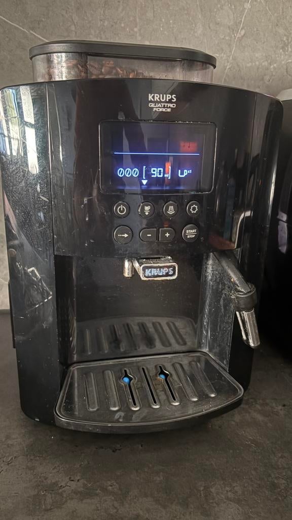 Koffiemachine  KRUPS Quattro Force, Elektronische apparatuur, Koffiezetapparaten, Ophalen, Zo goed als nieuw, Koffiemachine