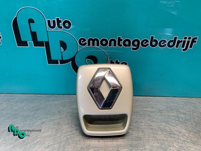 Poignée hayon d'un Renault Laguna (Laguna 01-) (NVT), Renault, -, 3 mois de garantie, Utilisé