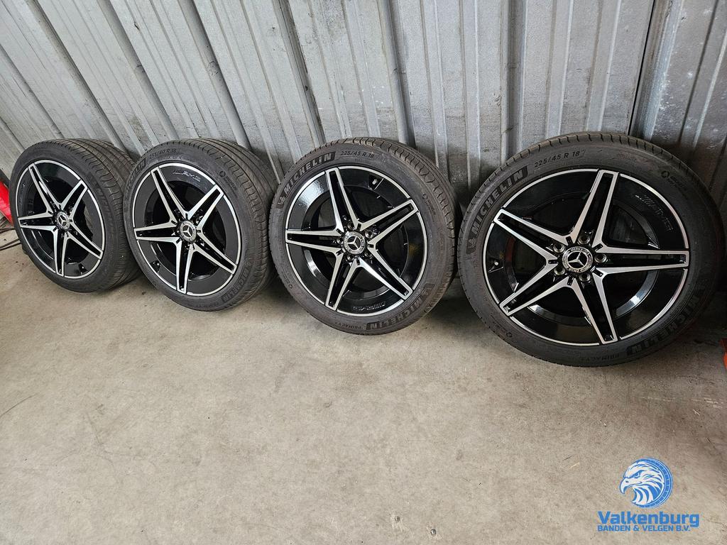 6mm! Originele Mercedes AMG C300E Hybrid W206 18 inch breeds, Auto-onderdelen, Banden en Velgen, Banden en Velgen, Zomerbanden