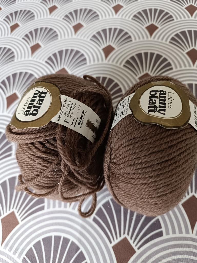 2 x 100 gr Anny Blatt bruin, Enlèvement ou Envoi, Neuf, Tricot ou Crochet, Laine ou Fils