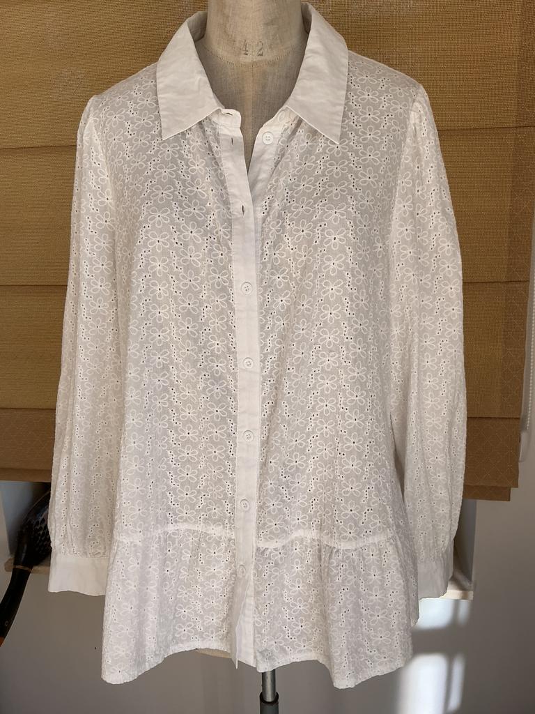 Blouse/tunique en broderie anglaise, taille 46, Enlèvement ou Envoi, Comme neuf, Taille 46/48 (XL) ou plus grande, Blanc