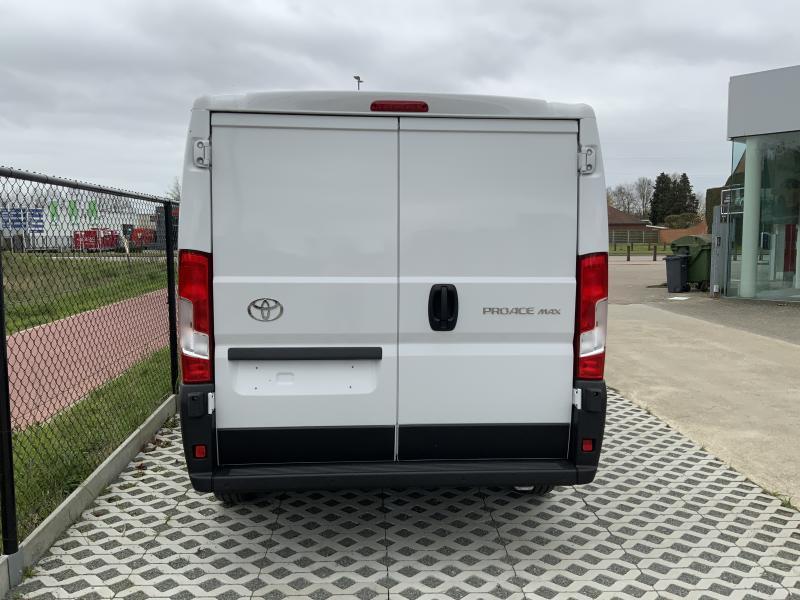 Toyota ProAce Entry Light 3.3T L2H1 PROACE MAX, Auto's, Toyota, 4 deurs, Euro 6, ProAce, Metaalkleur