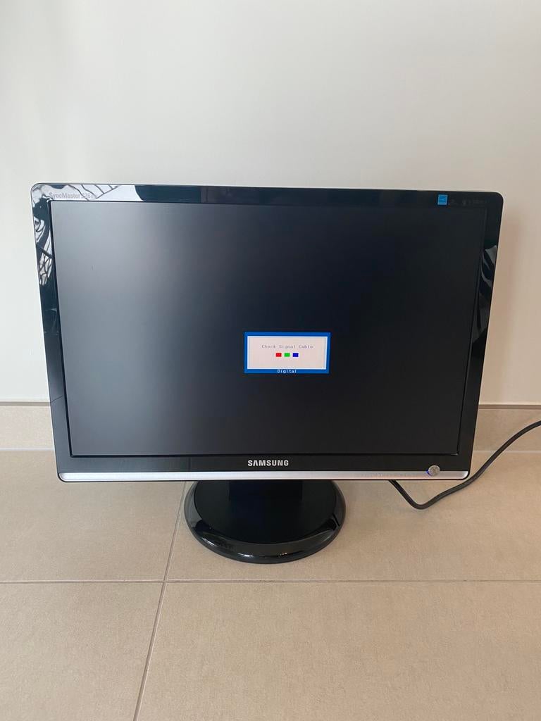 Samsung SyncMaster 226BW - 22 inch, Computers en Software, Ophalen, Gebruikt, HDMI
