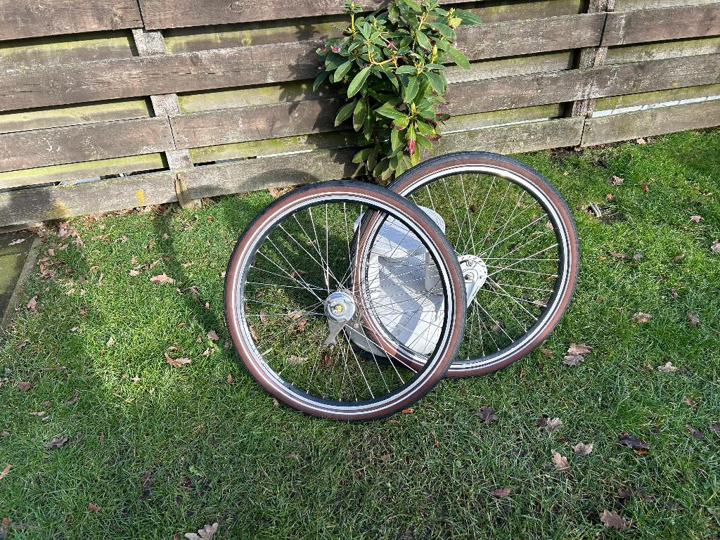 tk:Set Wielen 28 inch achterwiel 3 NEXUS versn. rollerbrake, Fietsen en Brommers, Fietsonderdelen, Gebruikt, Wiel, Aluminium, Stadsfiets