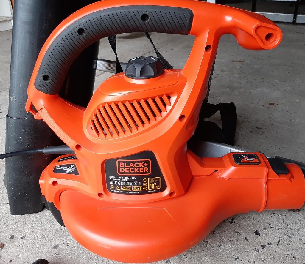 Souffleur broyeur, Électrique, Comme neuf, Black & Decker, Porté à dos