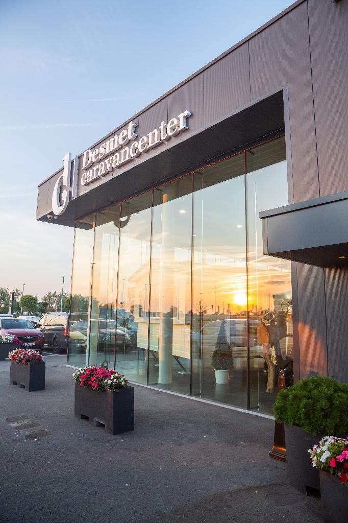 Grootste aanbod stacaravans aan de kust - Indoor show ️️, Tot en met 4