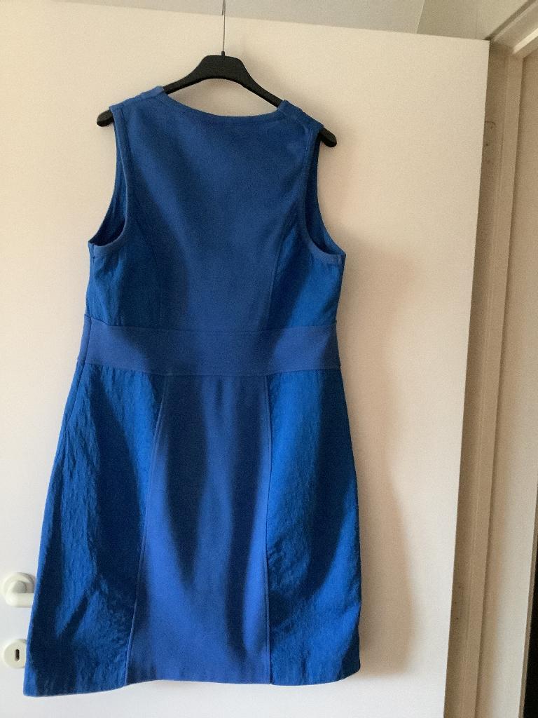 Kleedje, Kleding | Dames, Ophalen, Maat 42/44 (L), Knielengte, Gedragen