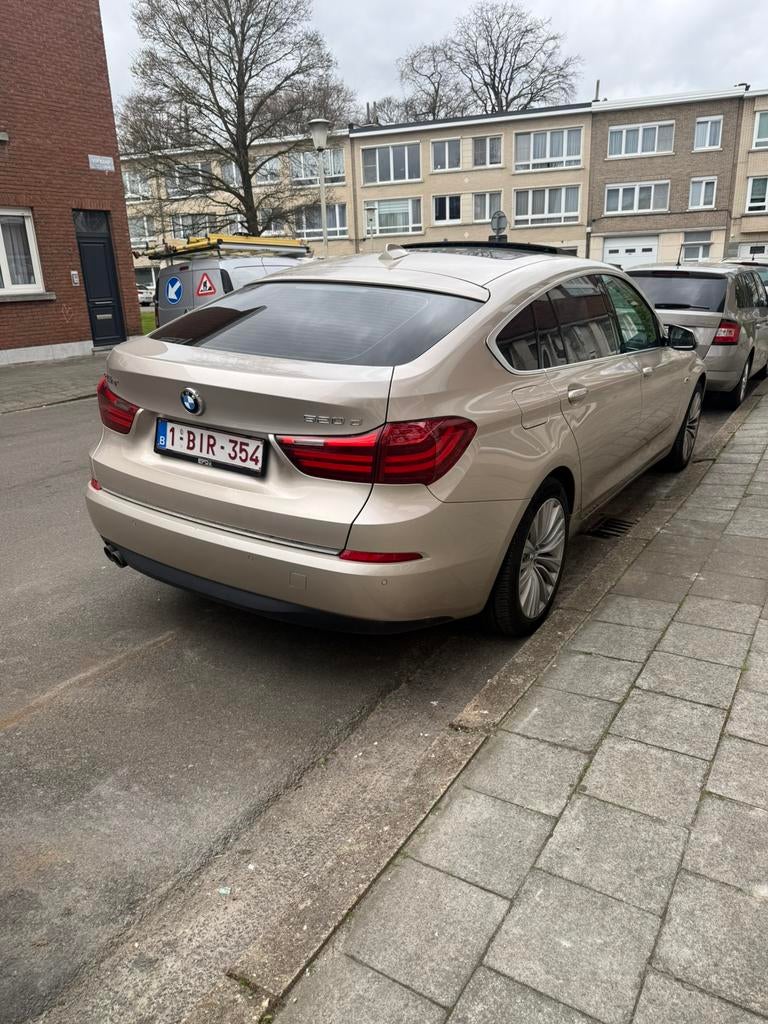 BMW 5GT 2.0d, Auto's, BMW, Automaat, Achterwielaandrijving, Leder, 5 deurs