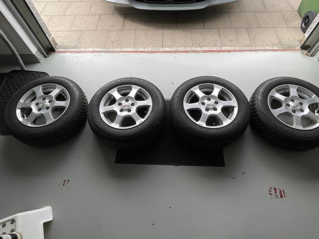 Te koop 4 winterbanden met velgen 175/70 R14, Autos : Pièces & Accessoires, Pneus & Jantes, Enlèvement, Pneus hiver, Autre