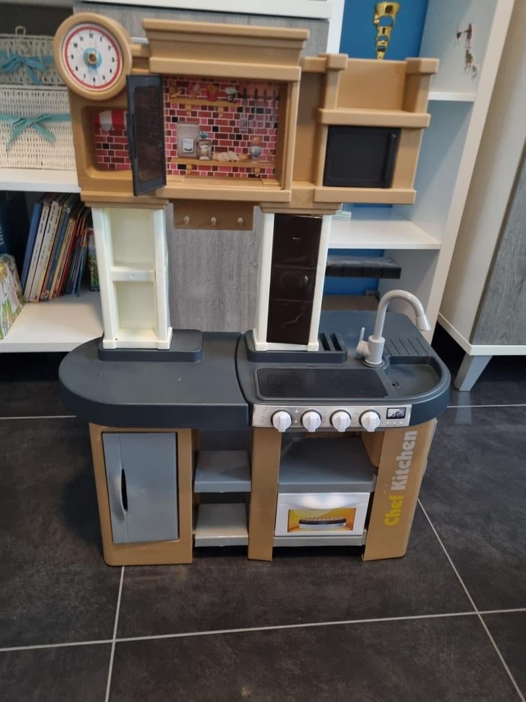 Speelgoed keuken, Enlèvement