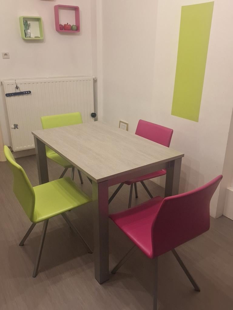 Table salle à manger avec chaises, Maison & Meubles, Enlèvement, Une