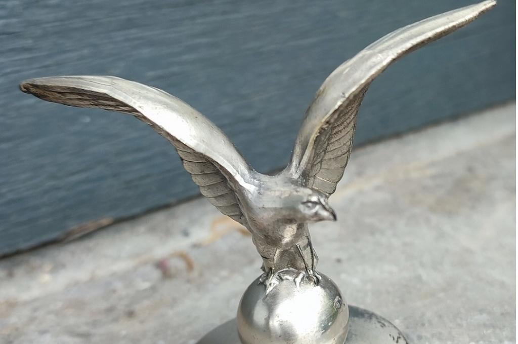 mascotte de bouchon de radiateur, Enlèvement, Utilisé