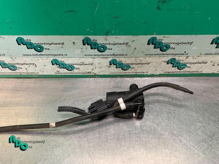 Pompe lave-glace avant d'un Volvo V50, -, 3 mois de garantie, -, -