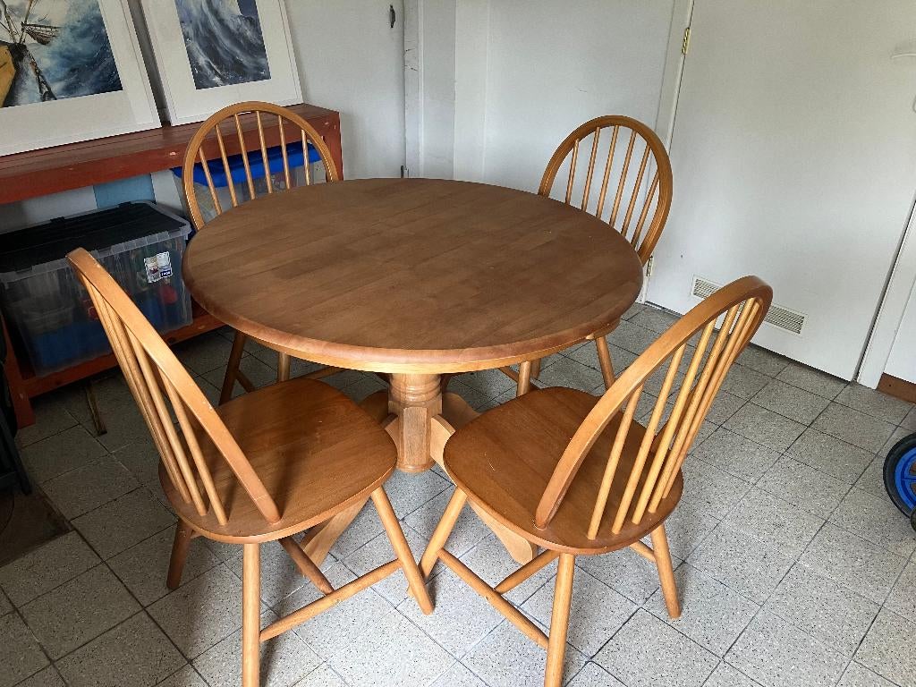 ronde tafel met vier stoelen, Huis en Inrichting, Tafels | Eettafels, Ophalen, Gebruikt, 50 tot 100 cm, Klassiek