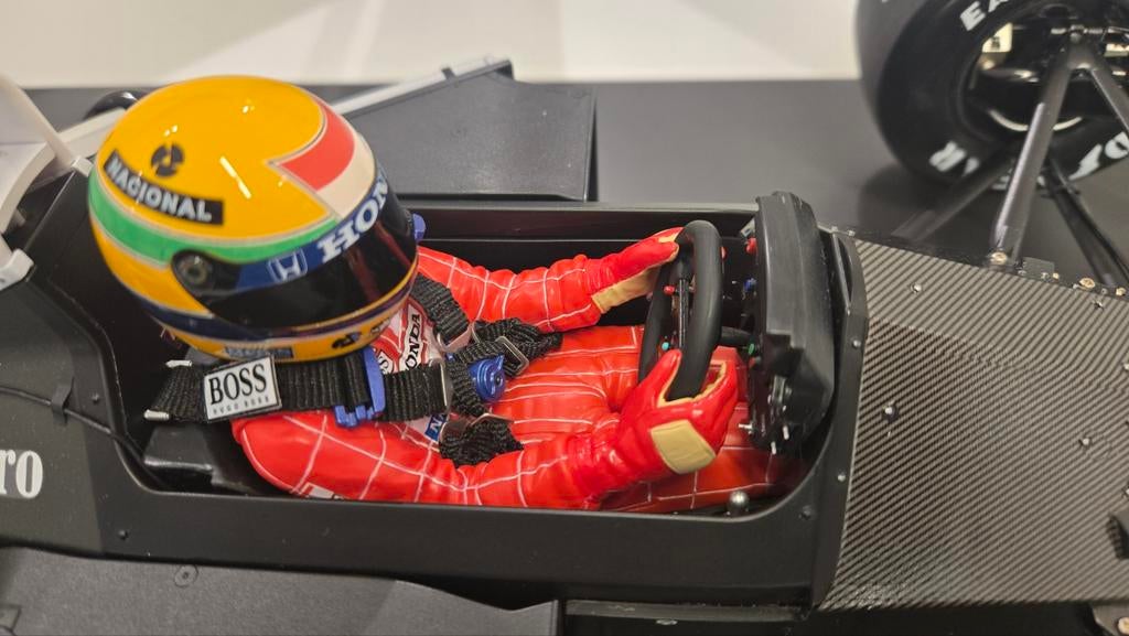 Deagostini Ayrton Senna scale figure 1/8, Ophalen