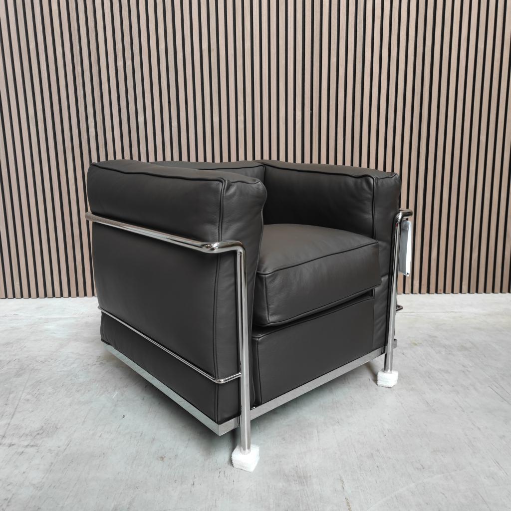 Cassina LC2 Fauteuil in Zwart Leder, Ophalen of Verzenden