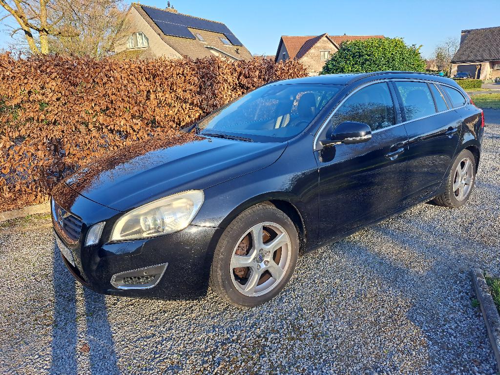 Volvo V60, Autos, Volvo, Cuir, Euro 5, Achat, Noir