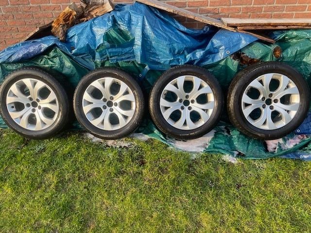 17” Wintervelgen 5108 + 225/55R17 – Citroën/Peugeot – €150, Auto-onderdelen, Banden en Velgen, Ophalen, Gebruikt, 255 mm, 17 inch