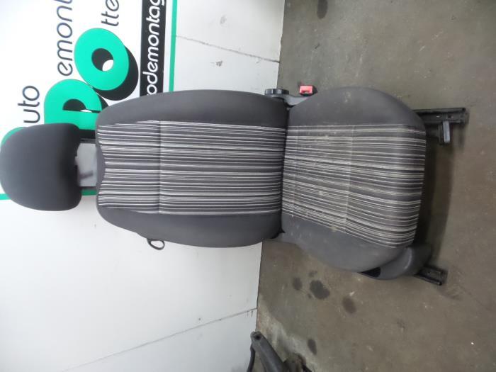 Siège droit d'un Volkswagen Fox (Fox 05-), Autos : Pièces & Accessoires, Habitacle & Garnissage, Volkswagen, Utilisé, 3 mois de garantie