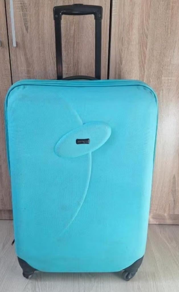 Helderblauwe reiskoffer, Handtassen en Accessoires, Koffers, Ophalen, Wieltjes