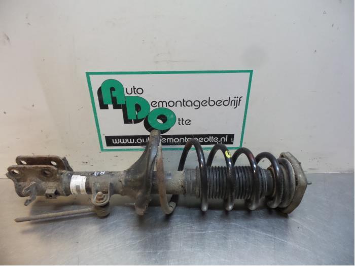 Schokdemperpoot rechts-achter van een Kia Sportage (Sportage, -, -, Ophalen of Verzenden, -