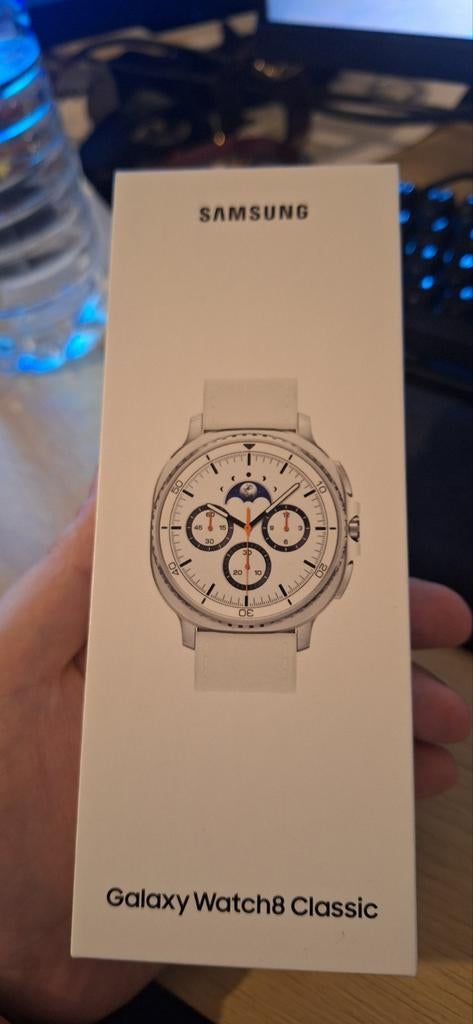 Vend une galaxy watch8 46m, Wit, Nieuw, Ophalen of Verzenden, Samsung
