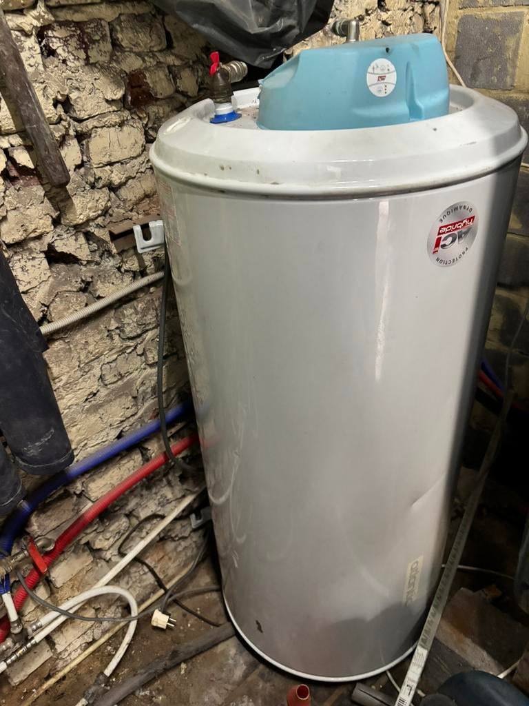 Chauffe eau 150 litre, Bricolage & Construction, Chauffe-eau & Boilers, Enlèvement ou Envoi, Utilisé