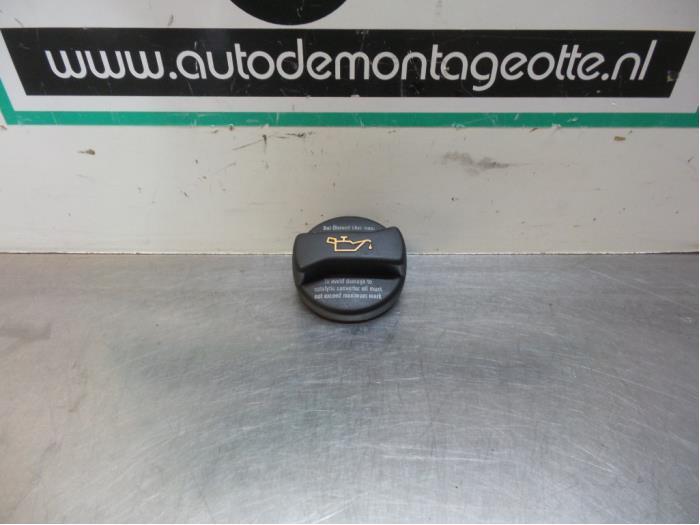 Bouchon d'huile d'un Volkswagen Passat (Passat 01-), Volkswagen, -, 3 mois de garantie, Utilisé