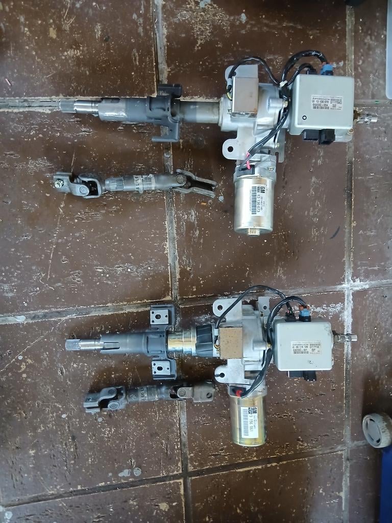 Opel corsa c elektrische stuurbekrachtiging 2x, Ophalen of Verzenden, Gebruikt, Opel