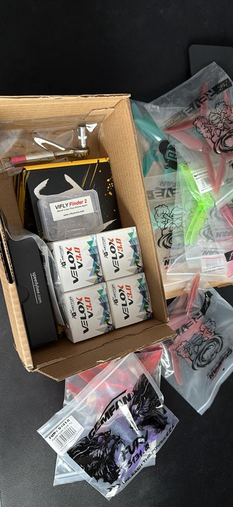 Drone FPV Complet, Hobby & Loisirs créatifs, Modélisme | Radiocommandé & Téléguidé | Hélicoptères & Quadricoptères, Enlèvement ou Envoi