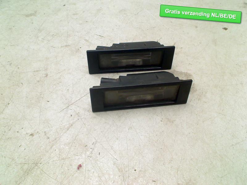 ECLAIRAGE DE PLAQUE BMW 1 serie (E87 / 87N) (7165735), Autos : Pièces & Accessoires, Dhr. R. de Gouw, Utilisé, Info@123Parts.nl