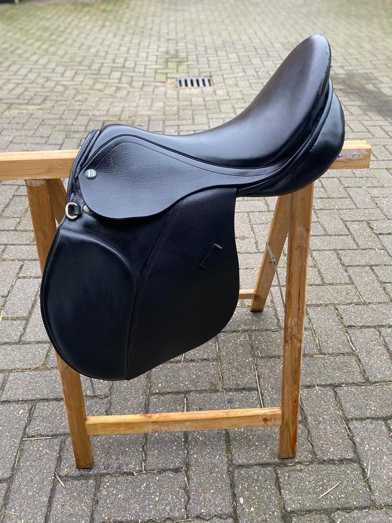 Springzadel te koop, Dieren en Toebehoren, Ophalen of Verzenden, Gebruikt, Springen