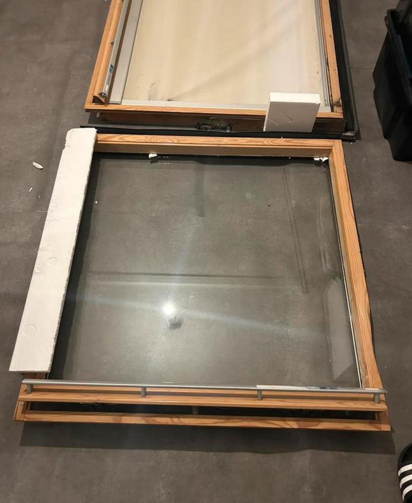 Fenêtre Velux  GGL S06 dimension 114 sur 118, Ophalen of Verzenden, Zo goed als nieuw