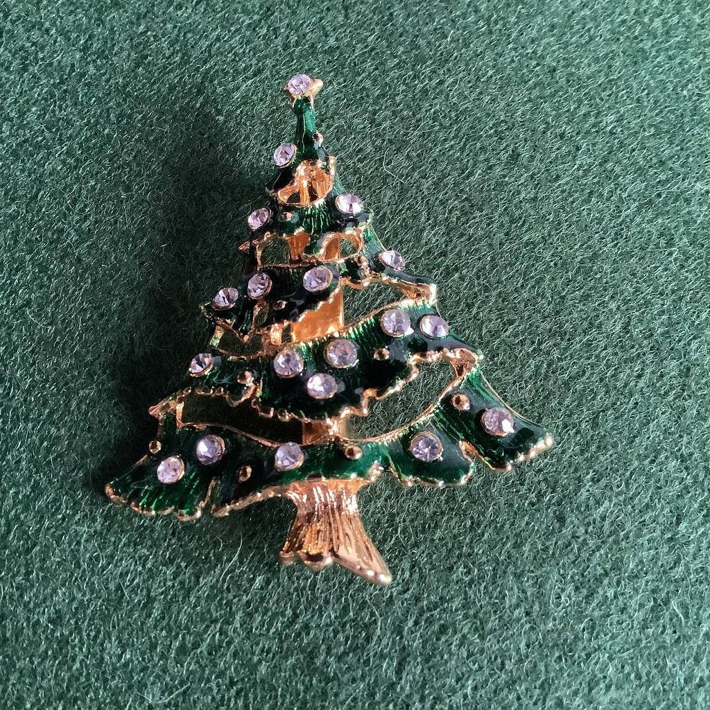 Vintage vergulde broche kerstboom, Handtassen en Accessoires, Broches, 4 tot 7 cm, Koper, Ophalen of Verzenden, Zo goed als nieuw