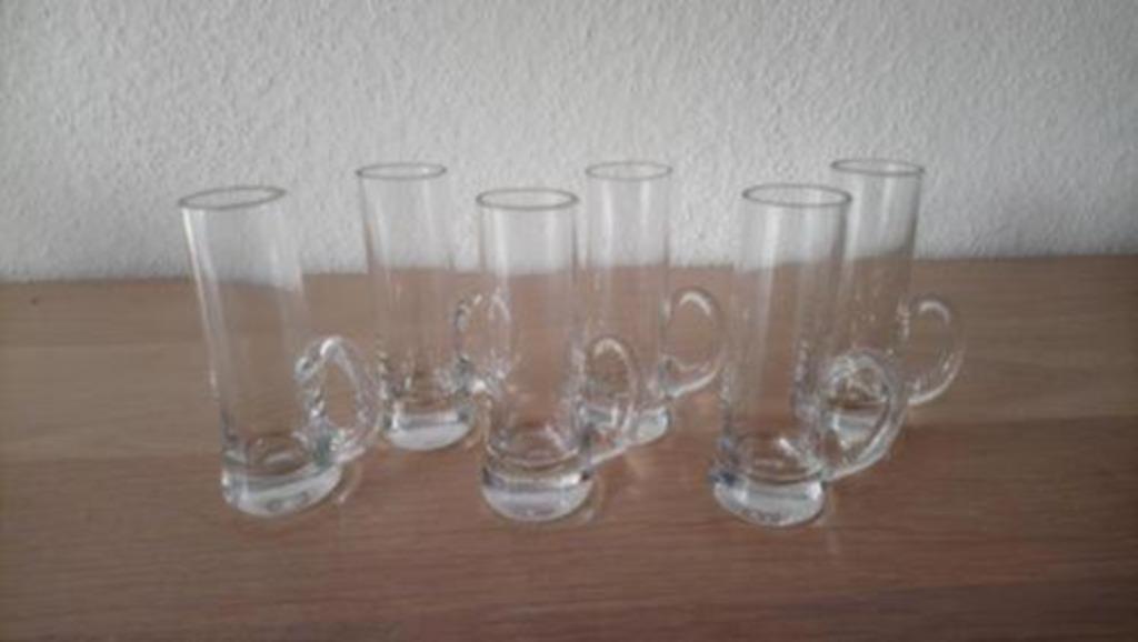 Lot de six petits verres à shot/peket., Ophalen, Zo goed als nieuw, Borrel- of Shotglas