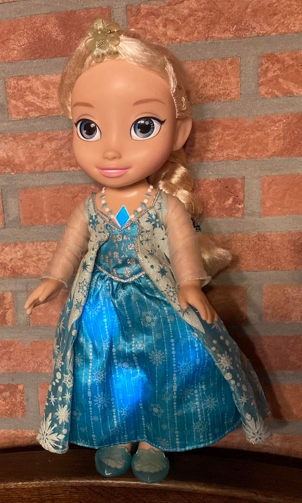 Frozen zingende Elsa met lichtjes+puzzeltje., Kinderen en Baby's, Ophalen of Verzenden, Gebruikt, Overige typen