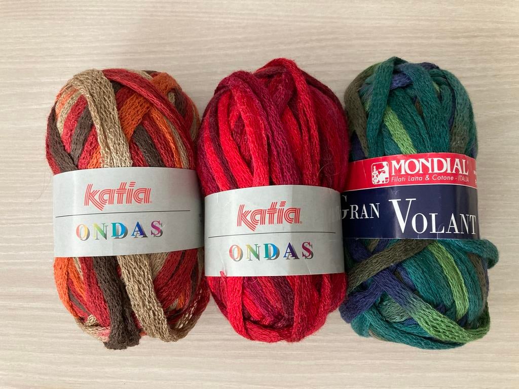 Laine - fil à ruban Katia Ondas 300 grammes, Enlèvement ou Envoi, Neuf