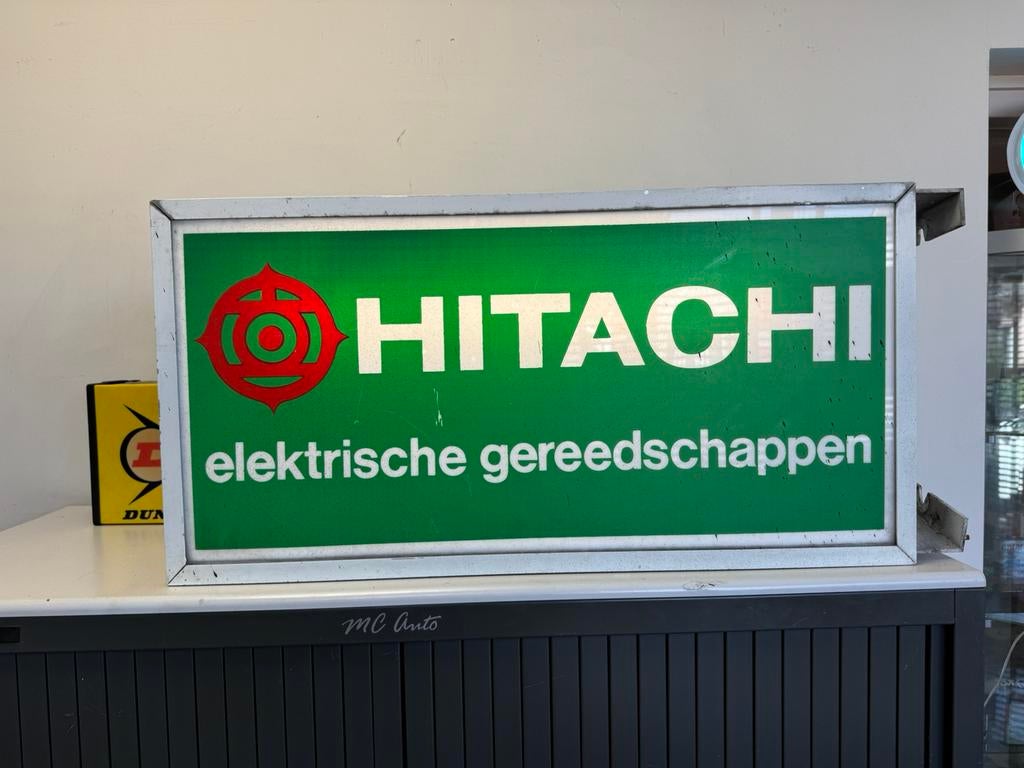 Boîte à lumière publicitaire Hitachi Tools, Enlèvement, Utilisé, Table lumineuse ou lampe (néon)