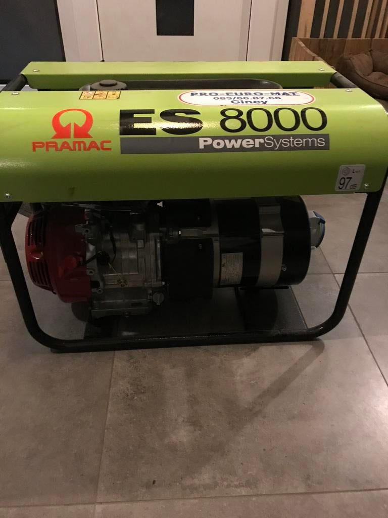 Groupe électrogène Pramac es8000, Bricolage & Construction, Générateurs, Comme neuf, 5 à 10 kVA, Essence