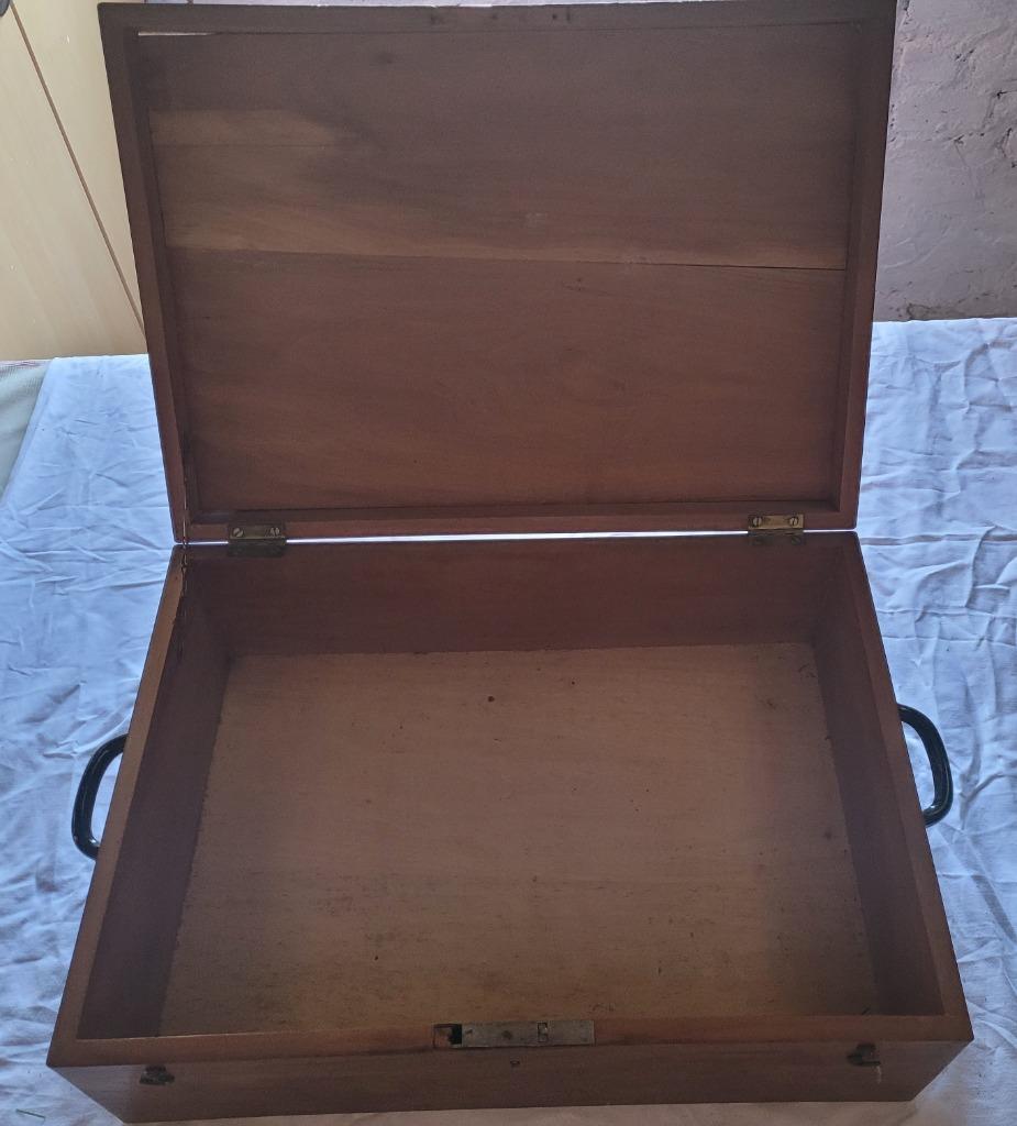 Ancienne caisse en bois (45L x 17H x 32l), Antiquités & Art, Curiosités & Brocante, Enlèvement
