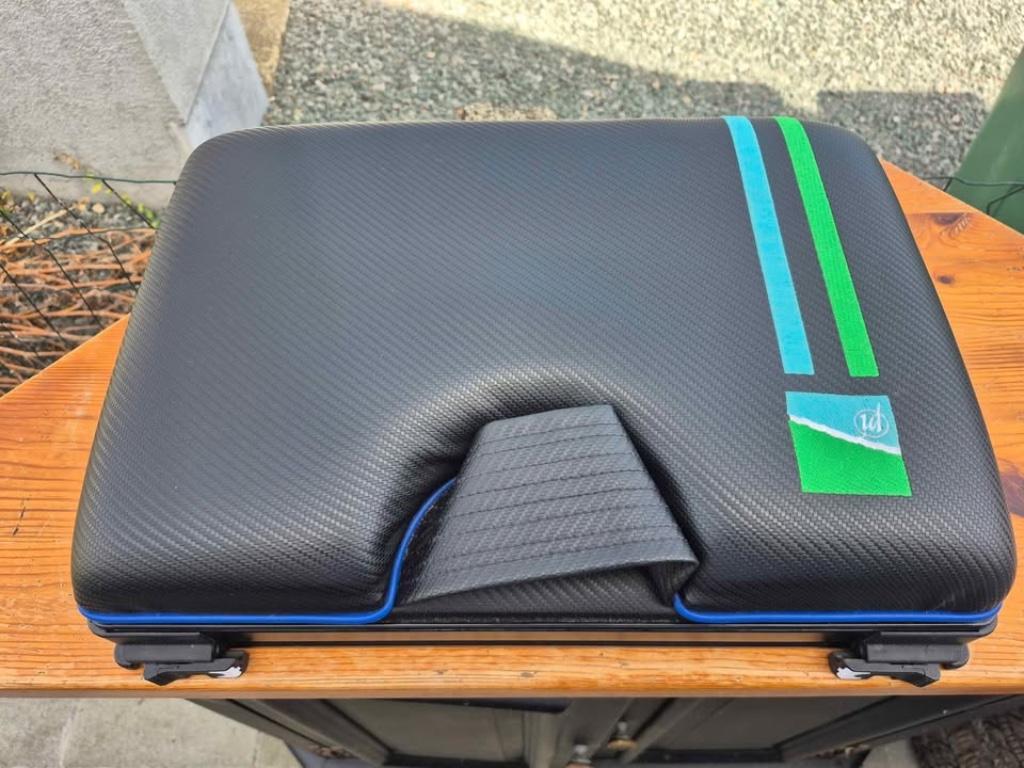 A VENDRE SIEGE PRESTON PERSONNALISÉ, Sports nautiques & Bateaux, Enlèvement, Utilisé, Coffre ou Sac