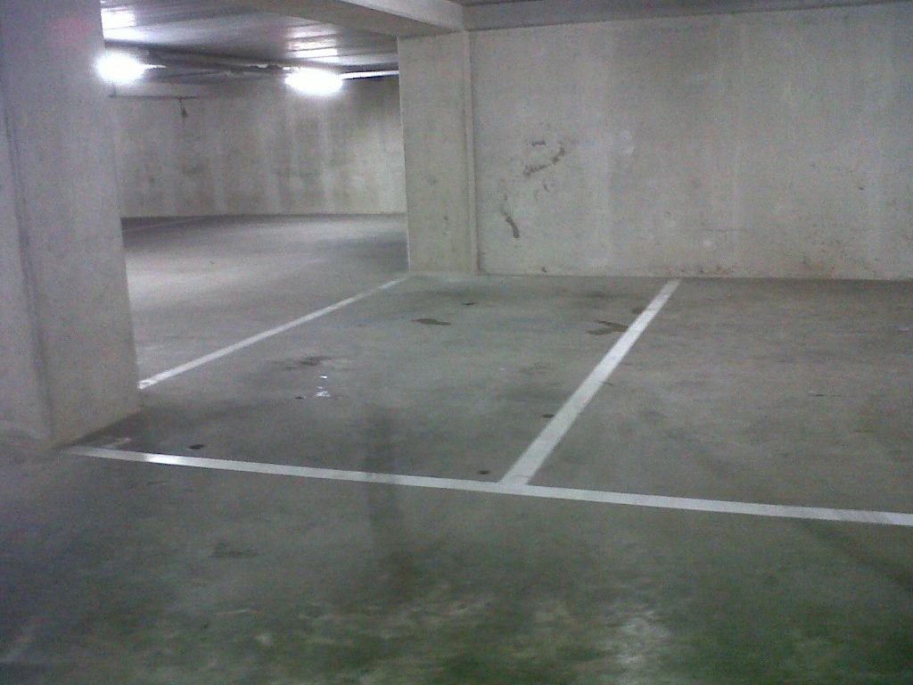 TE KOOP - Afgesloten overdekte Parkeerplaats, Immo, Leuven, Leuven