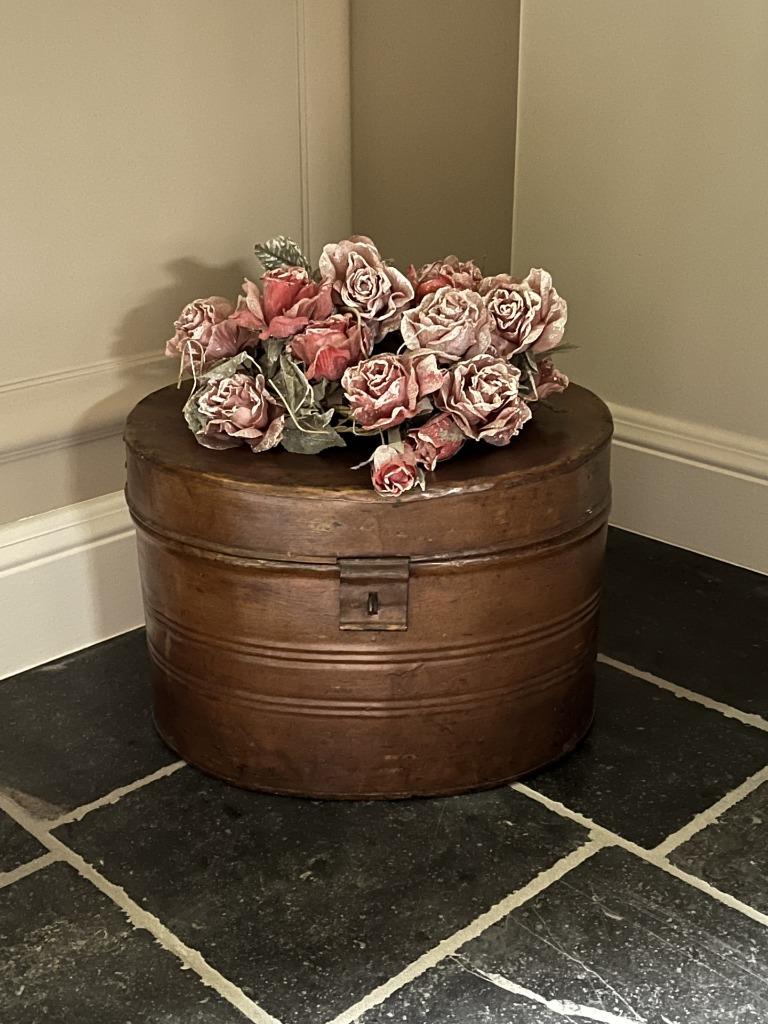 Oude hoedendoos, Ophalen of Verzenden