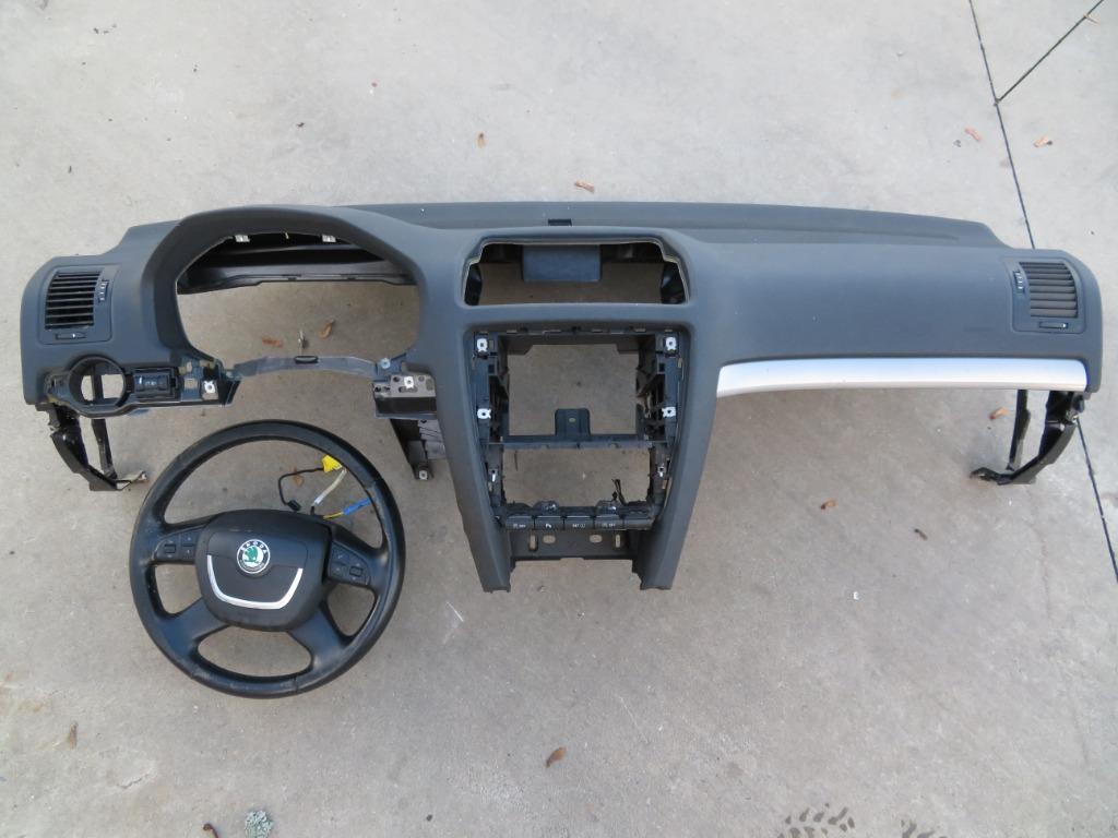 Airbag Skoda Octavia Conducteur + Passager, Enlèvement, Utilisé, Skoda