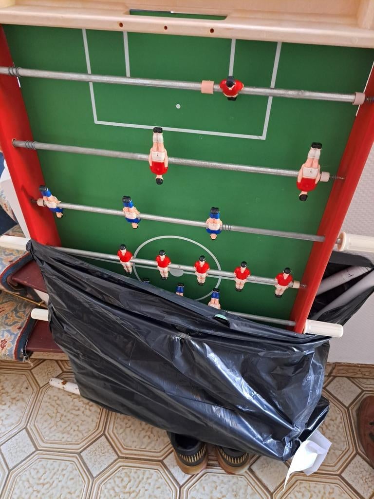 Kinder voetbaltafel, Kinderen en Baby's, Speelgoed | Voetbaltafels, Ophalen, Zo goed als nieuw