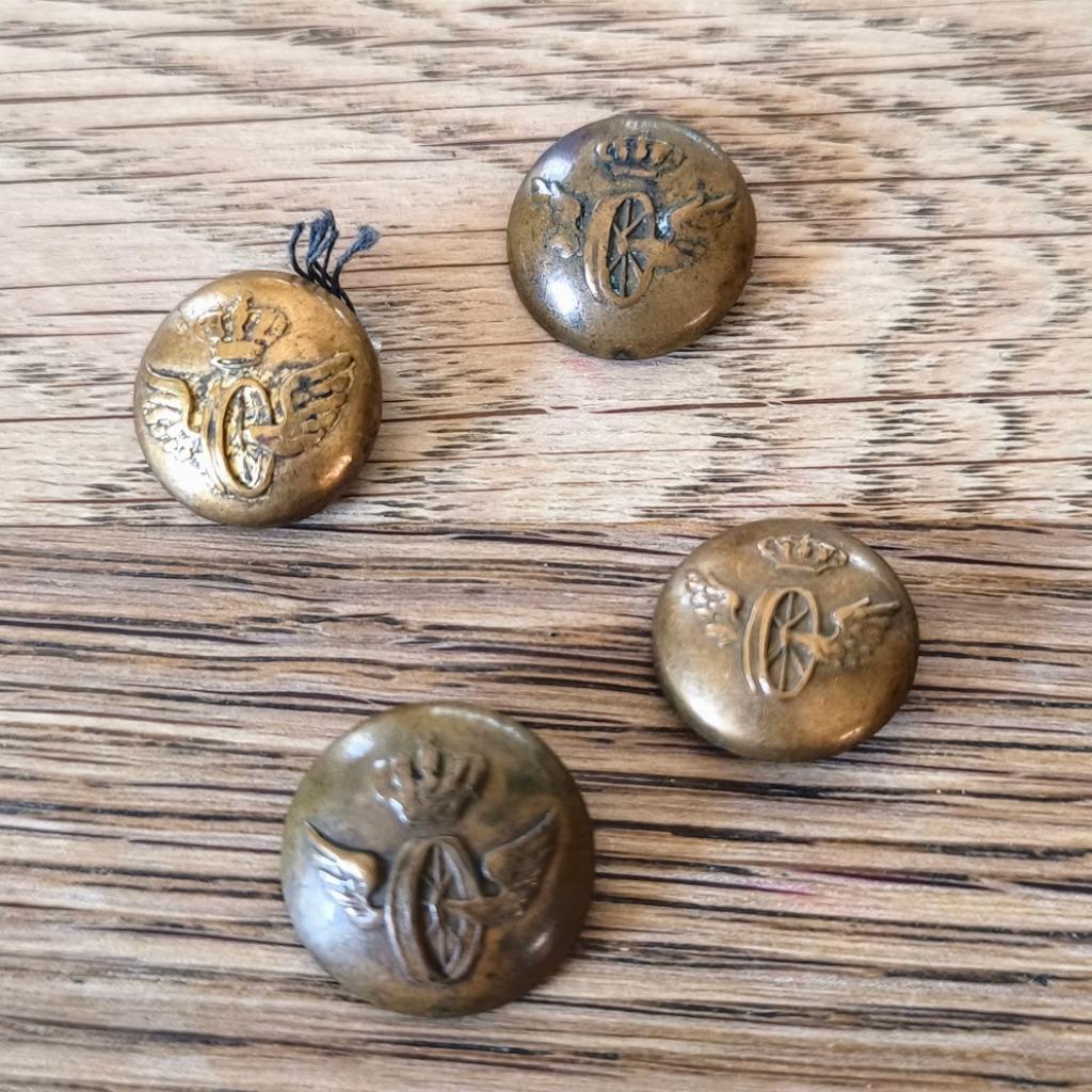 Nœud à couronne de roue ailée des Chemins de fer belges, Enlèvement