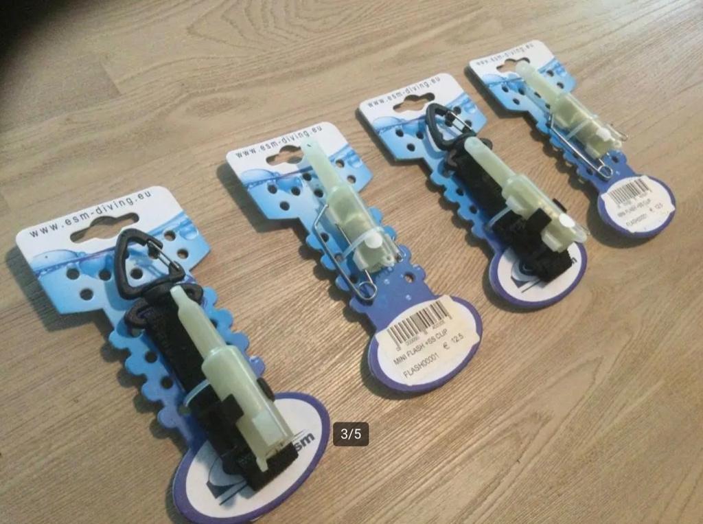 Mini Flash voor bevestiging duikfles - Ecocheques, Ophalen of Verzenden, Nieuw, Duikfles