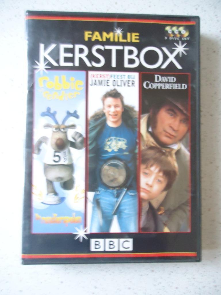 3 DVD BOX  "Familie Kerstbox" in Prima Staat !, Cd's en Dvd's, Dvd's | Tv en Series, Ophalen of Verzenden, Gebruikt, Boxset