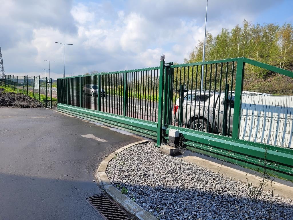 Zelfdragende industriële poort van 3 tot 12m dubbele vleugel, Tuin en Terras, Met poort, Overige typen, Nieuw, Ophalen of Verzenden