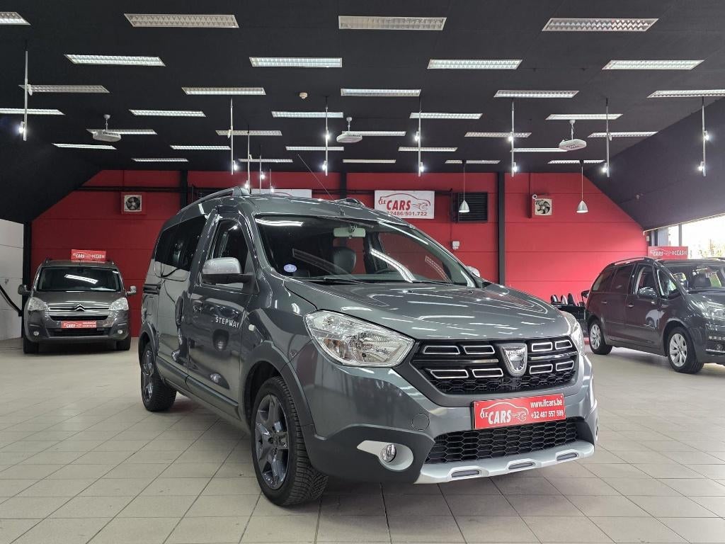 Dokker TCe 115 Stepway Celebration*NAVIGATIE*AIRCO, Voorwielaandrijving, Electronic Stability Program (ESP), 4 cilinders, Bedrijf